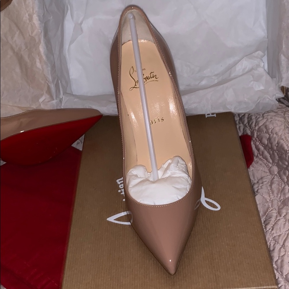 NEW IN THE BOX NUDE CHRISTIAN LOUBOUTIN